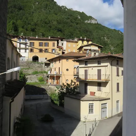 Vecchia Saimpa Apartment Anfo
